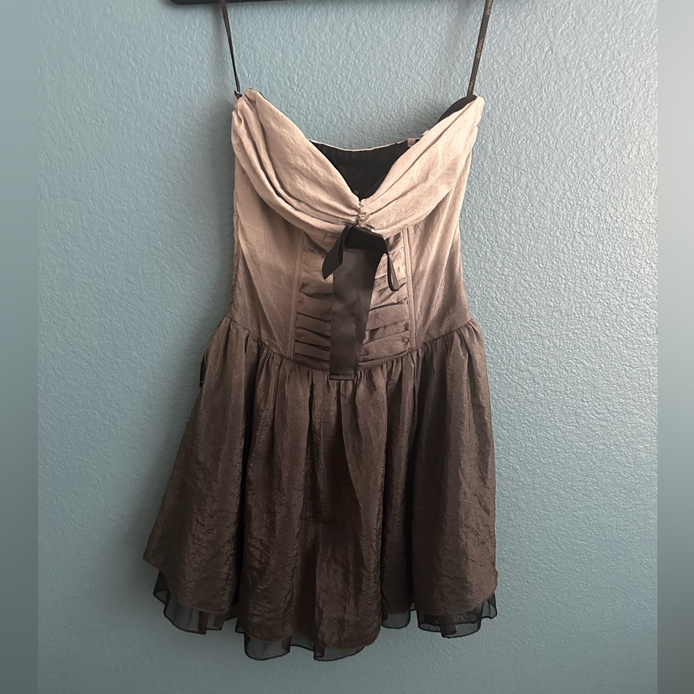 Grey ombré ruched flounce dress